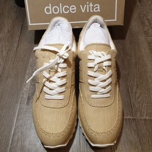Dolce Vita Women's Tan Sneakers